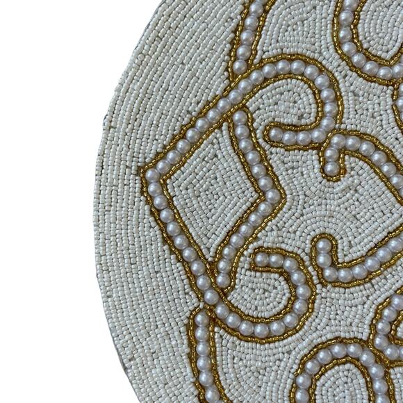 TIRAMISU Handmade Beaded 15in Round Placemat Charger Glam White & Gold NEW - Picture 15 of 16